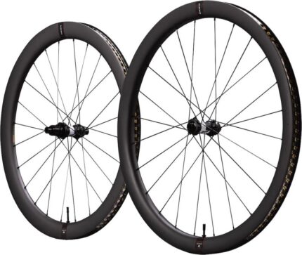 Reserve 42/49 700C DT240 Laufradsatz